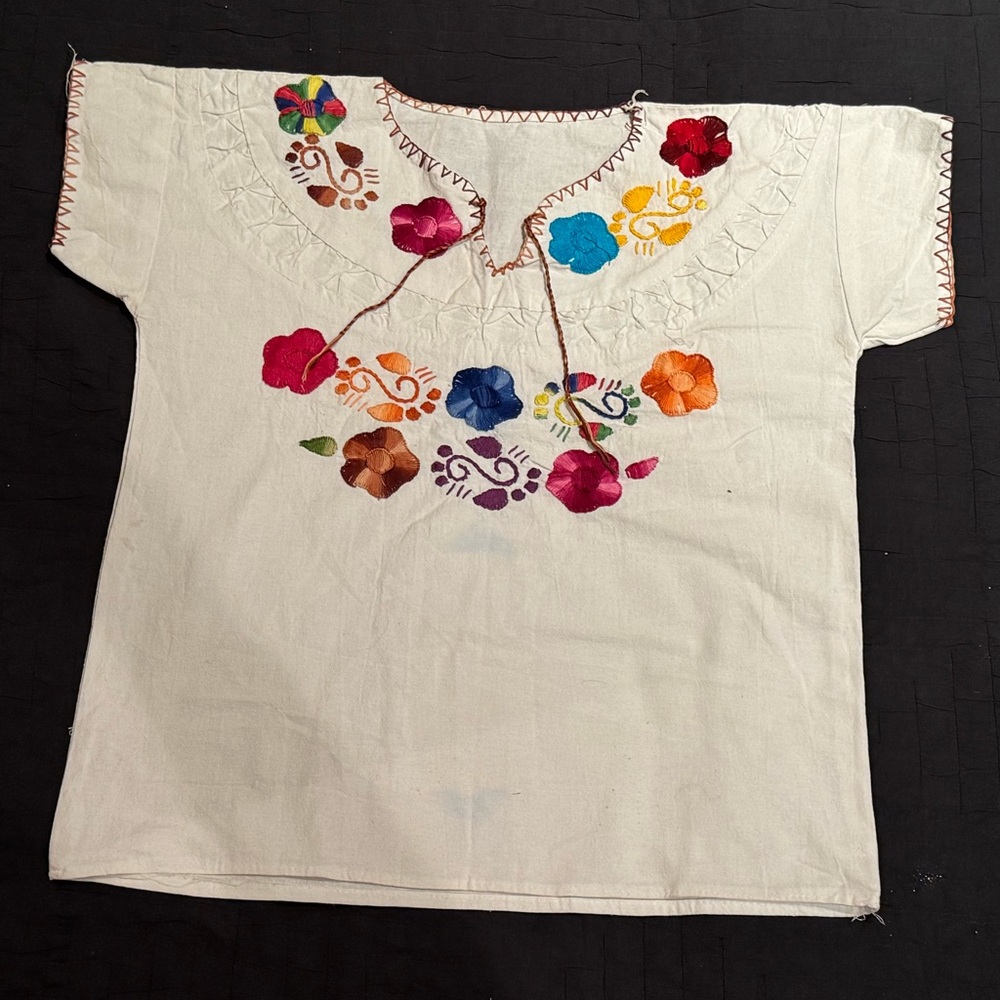 HAND-EMBROIDERED IN MEXICO. Colorful Floral Embroidered White Cotton Top